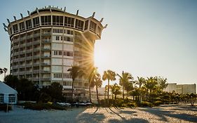 Grand Plaza Hotel St Pete Beach 4*