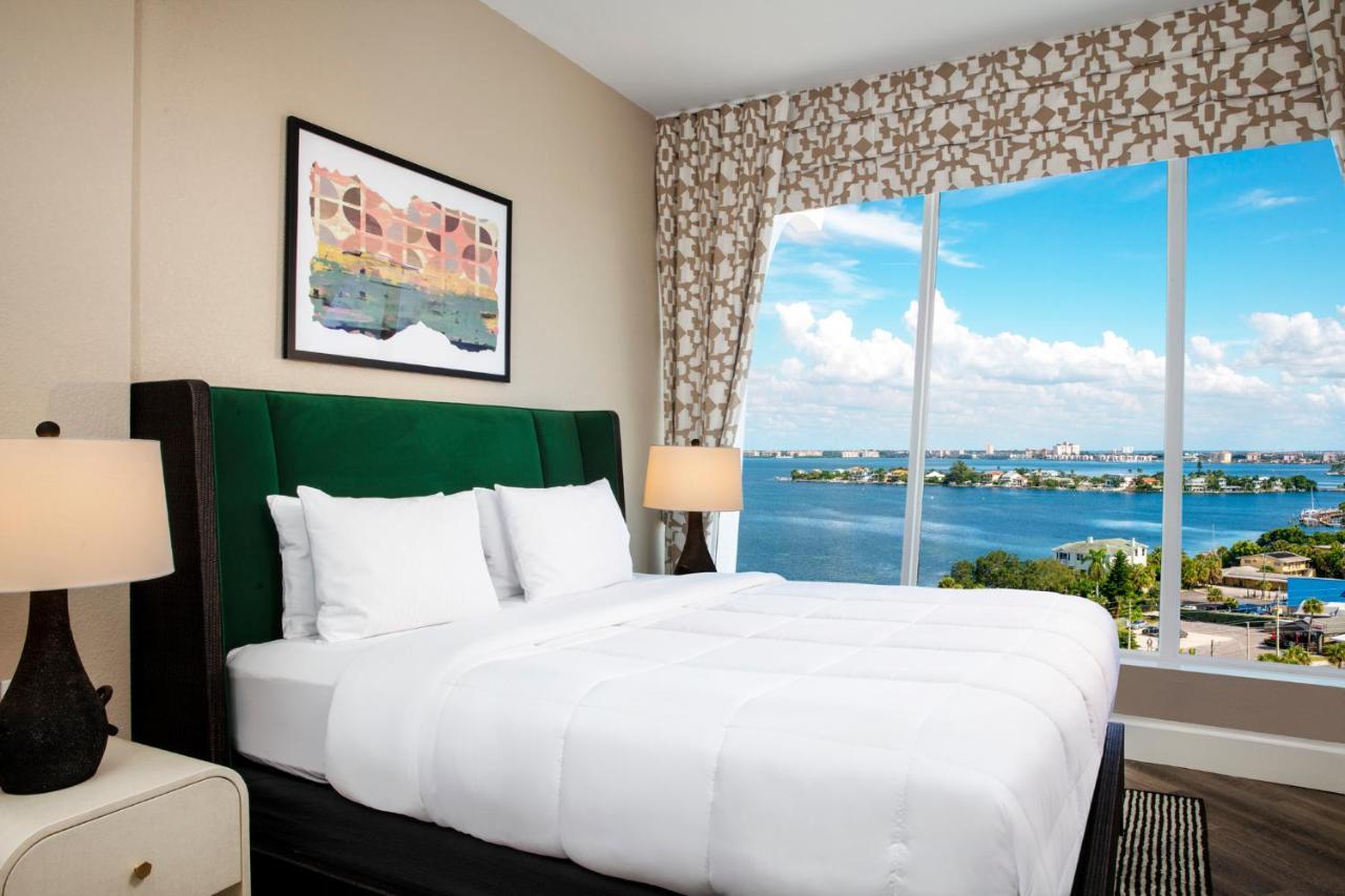 Bellwether Beach Resort St. Pete Beach Exterior photo