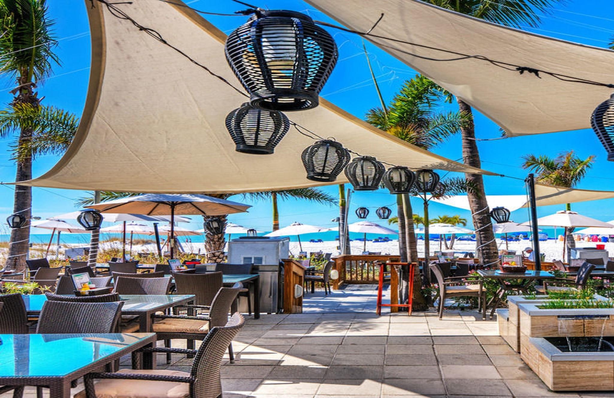 Bellwether Beach Resort St. Pete Beach Exterior photo