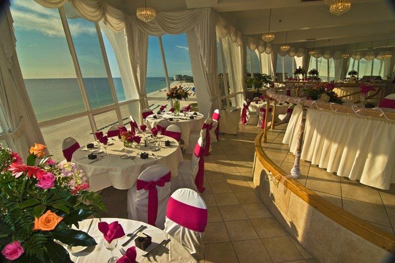 Bellwether Beach Resort St. Pete Beach Restaurant photo