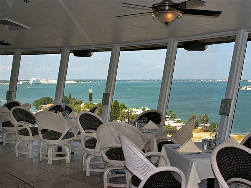 Bellwether Beach Resort St. Pete Beach Exterior photo